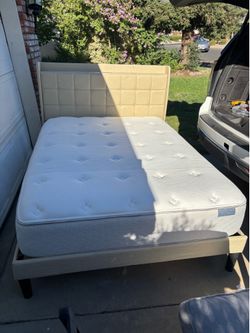 Queen bed