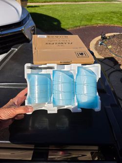 Three pillar Led candles w lights & Remote