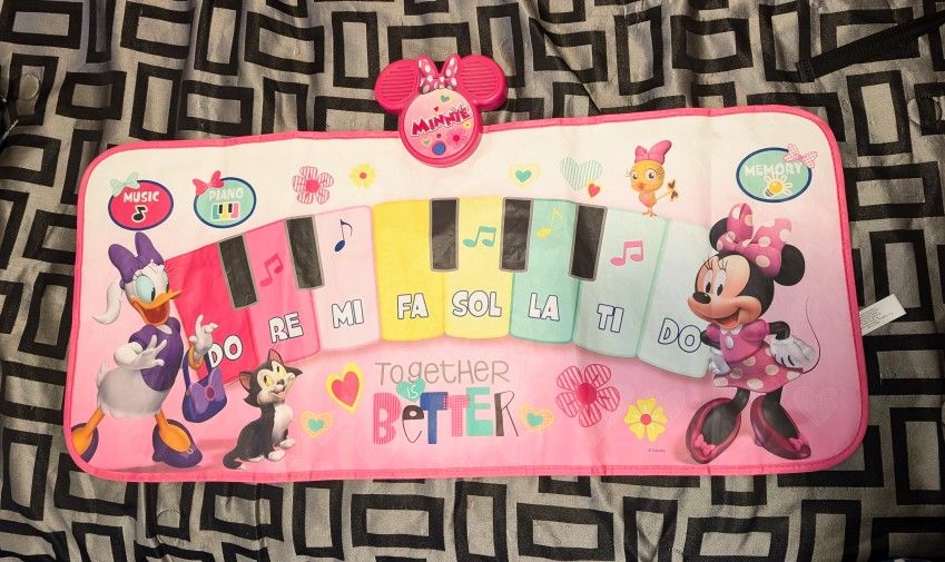 Minnie Mouse Piano Mat In GUC