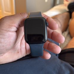 Apple Watch Series 8 44mm
