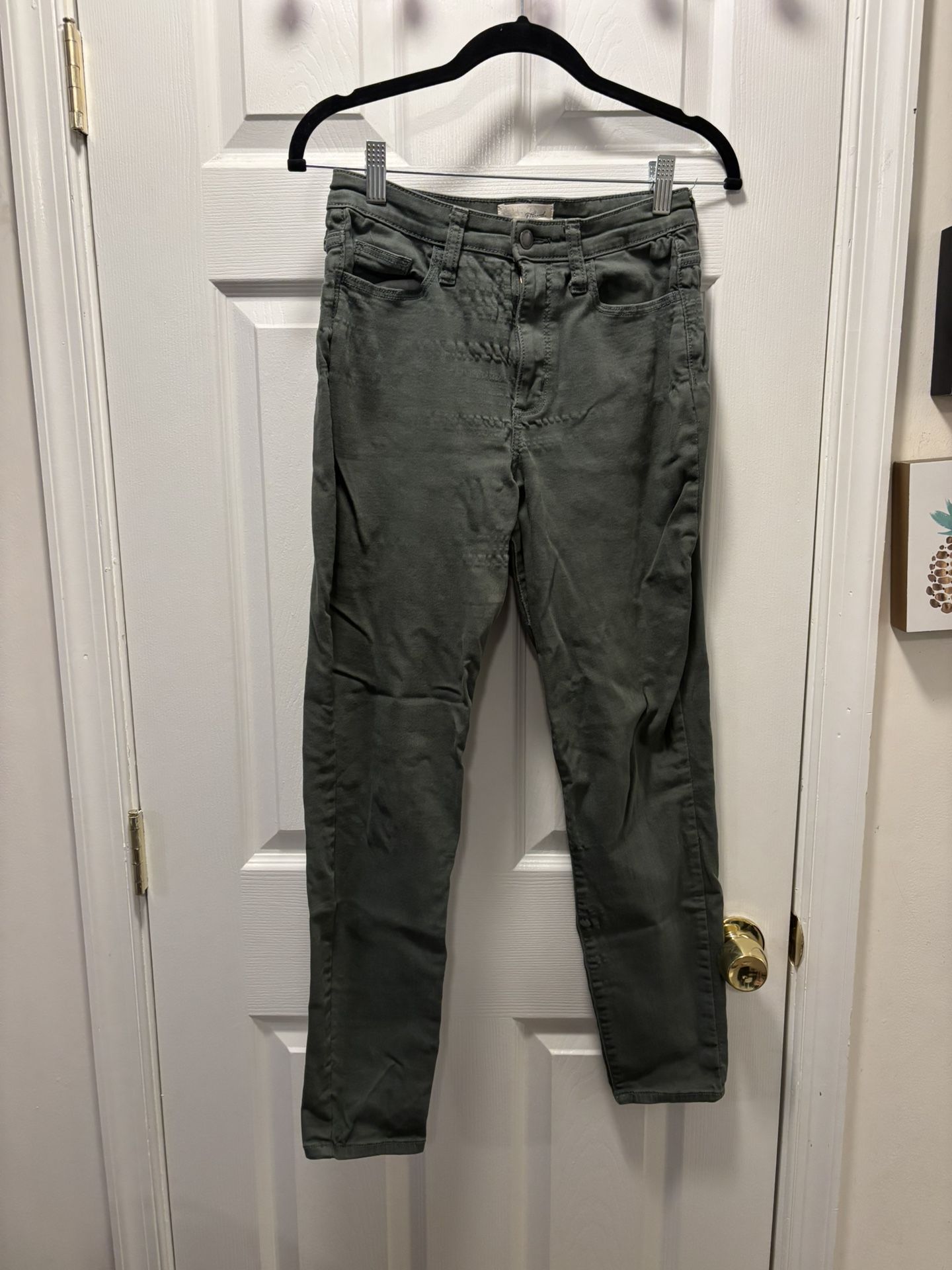 Olive Jeans
