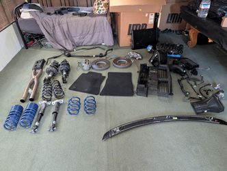 Various S550 Mustang Gt Parts