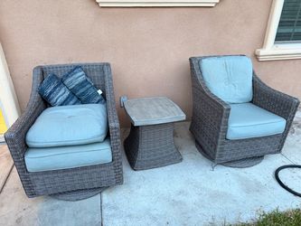Outdoor Chair Set with Side Table
