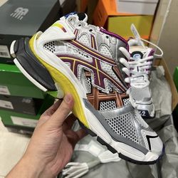 Balenciaga Runner