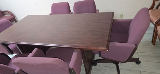 Conf room table with 6 chairs
