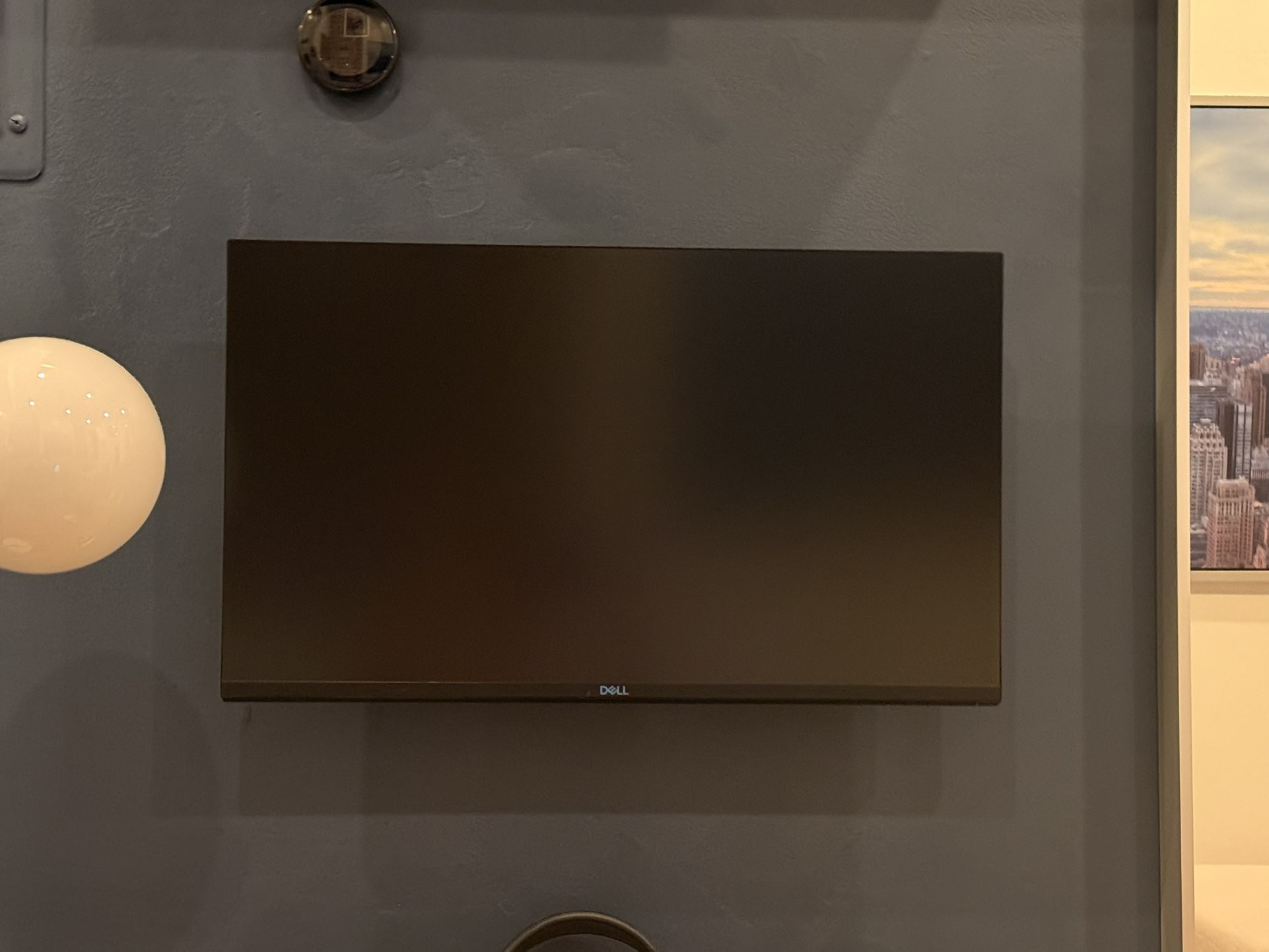 Dell 27” LED QHD FreeSync Monitor Black + Wall Mount