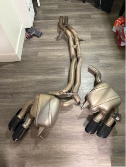 20201 Macan S - Stock Exhaust - Cut