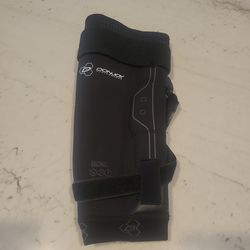 Elbow Brace, Donjoy