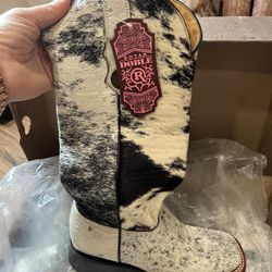 women’s boots
