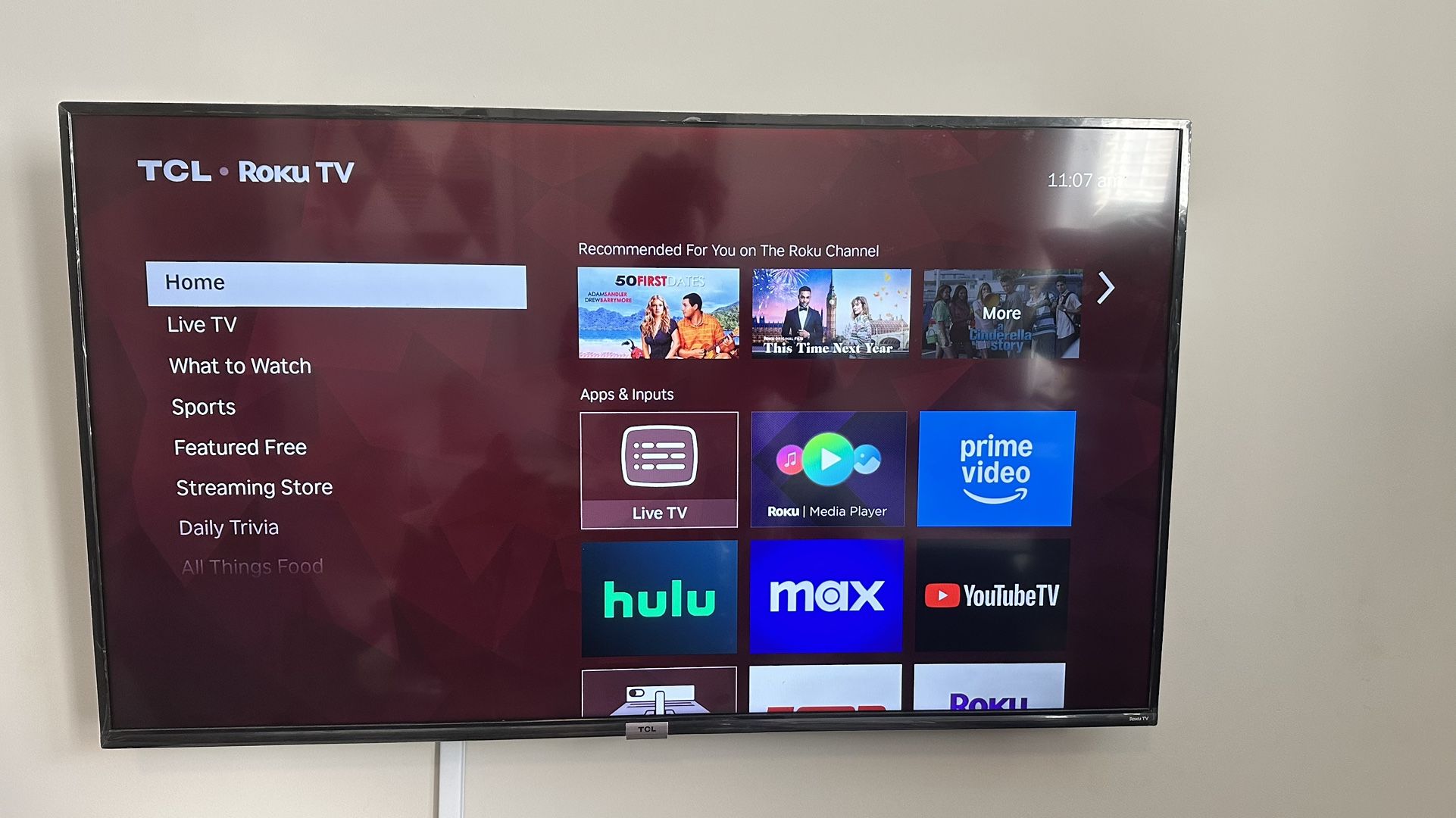 60 Inch TCL ROKU SMART TV