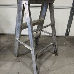 Aluminum Step Ladder. -35ave & Glendale