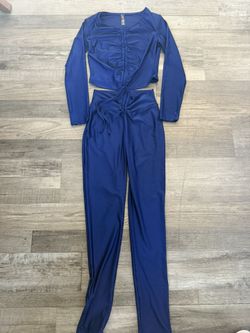 Gym set or casual  Size small  New  Super stretch 