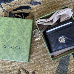 Gucci leather wallet card holder! Christmas Sale!!!!