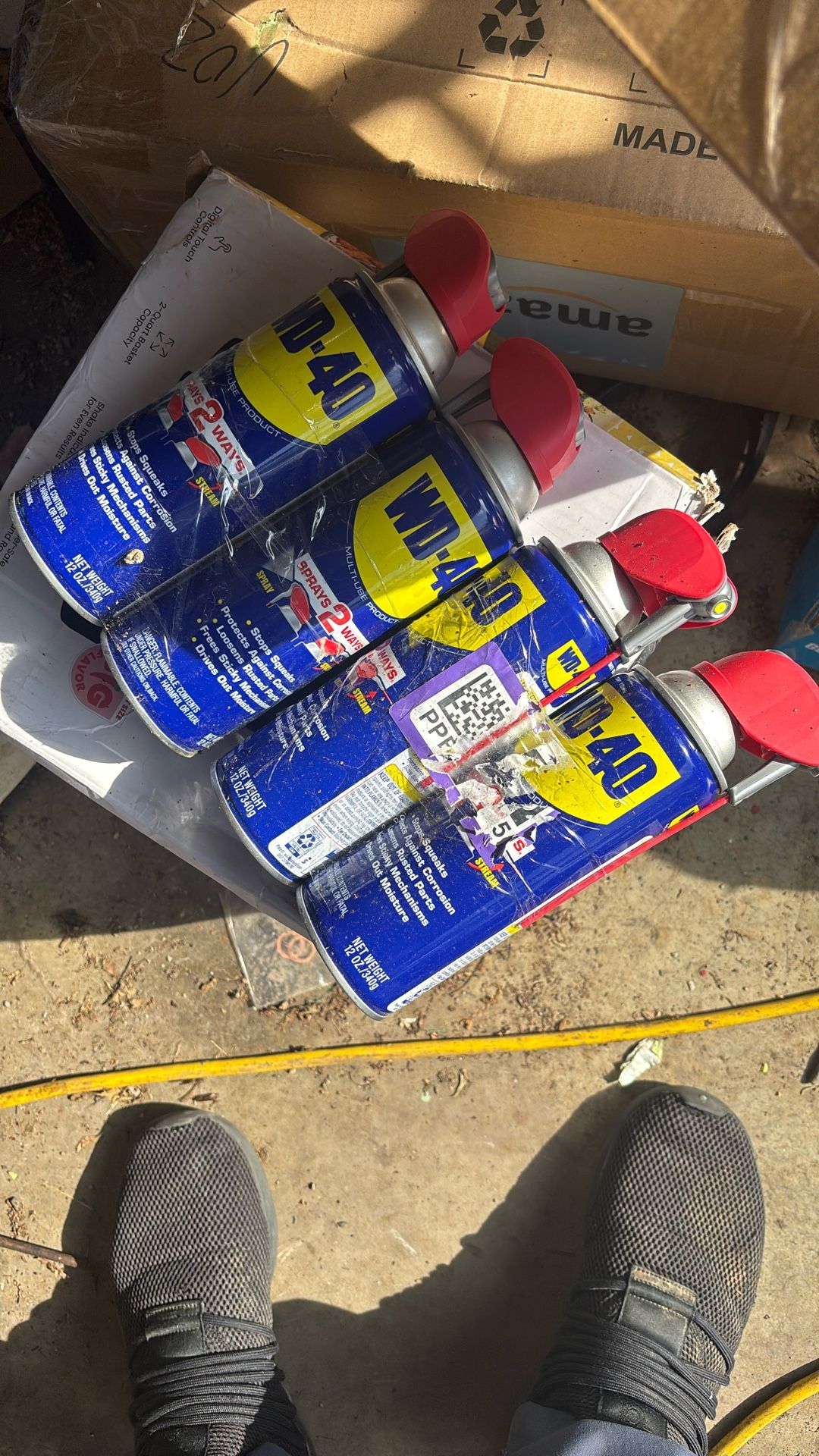 4 Cans Of Wd-40