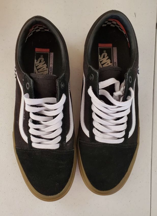Vans Old Skool Mens Sneakers…..