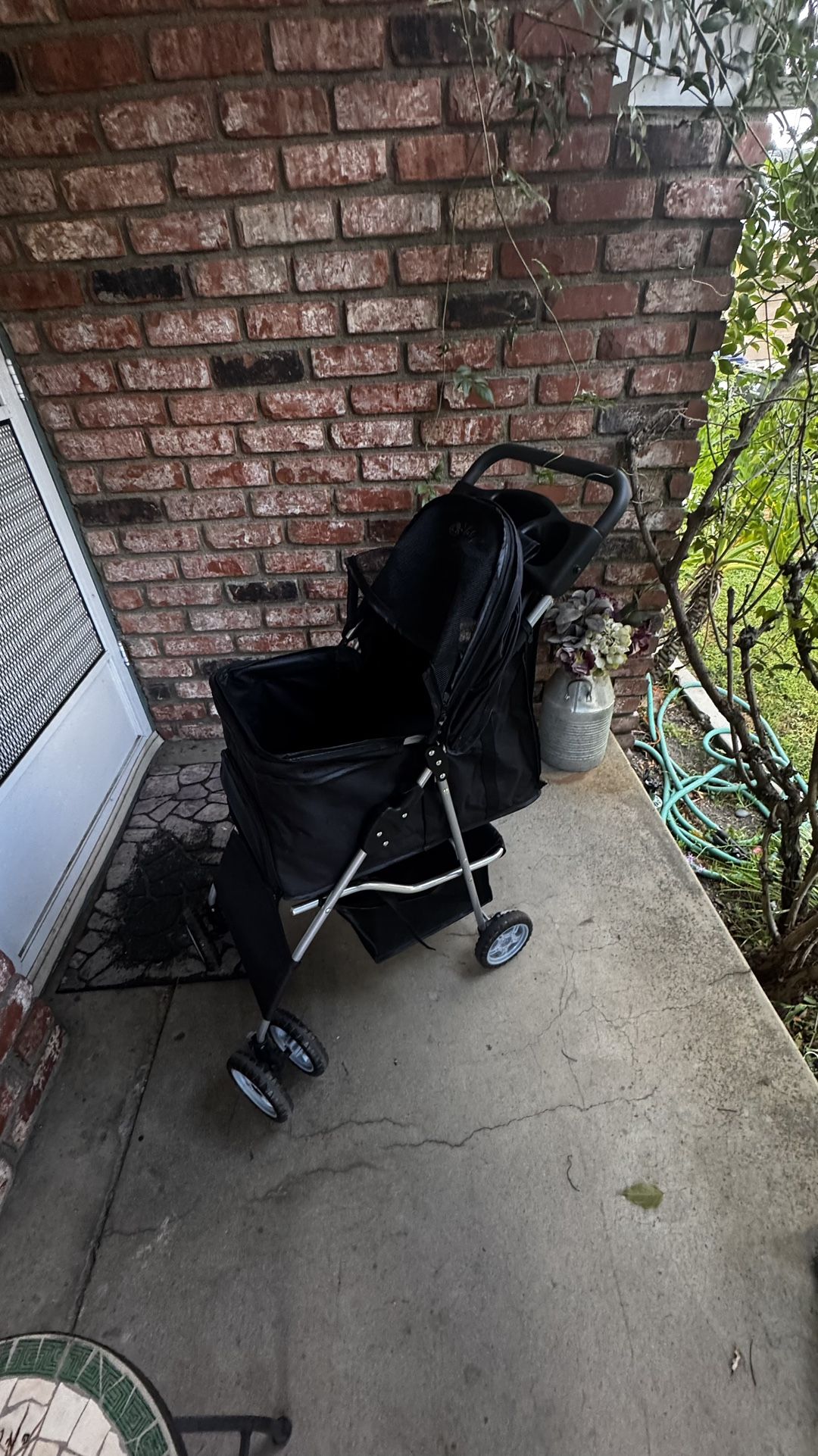Pet stroller / Dog stroller - Gently Used