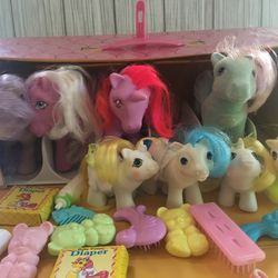 My Little Pony Stable And Assorted Ponies