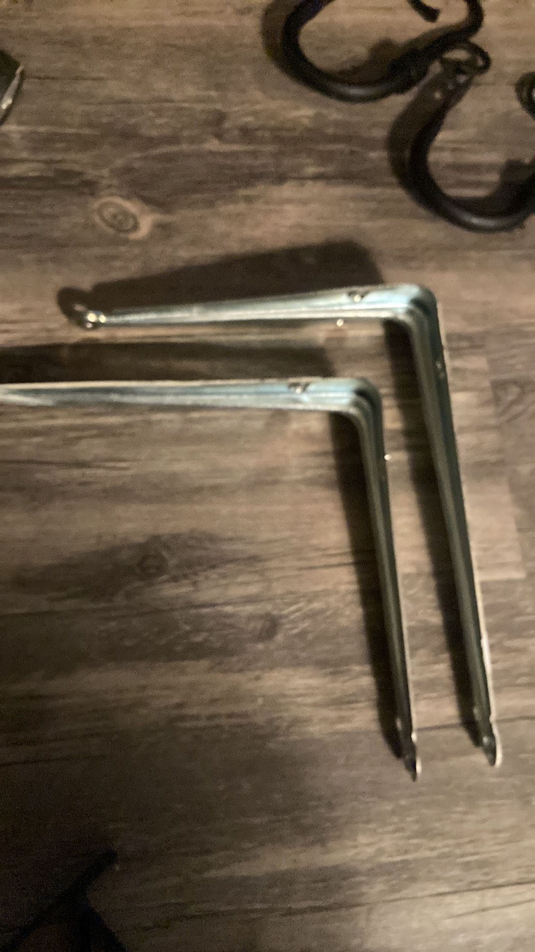 One said silver shell bracket