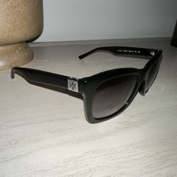 Tory Burch Sunglasses NEW PRICE (FIRM)