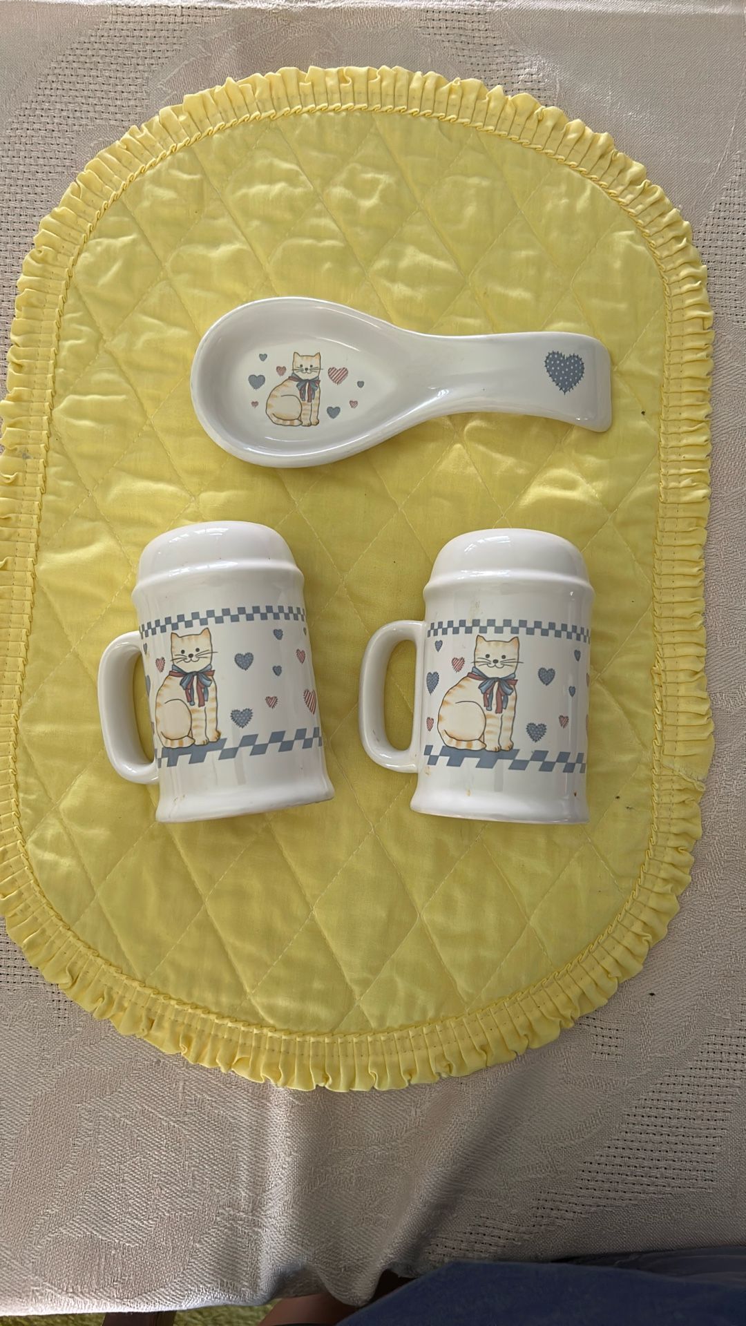 Cat Salt And Pepper Shaker Set 