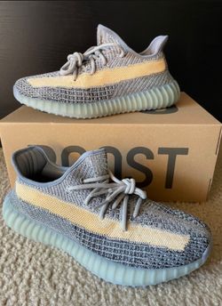 Yeezy Boost Ash BLUE - SIZE 11