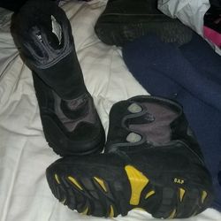 Snow Boots, Size 1, Nice!