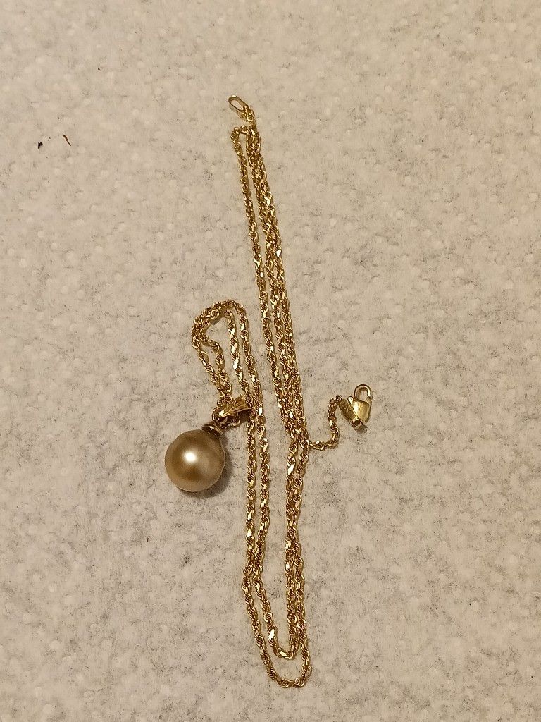 14K Gold Necklace/ 14K Pearl Pendant