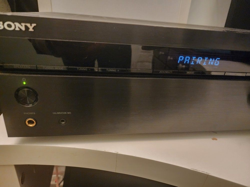 Sony STRDH590 5.2 Channel Surround Sound Home Theater Receiver: 4K HDR AV Receiver with Bluetooth,Black