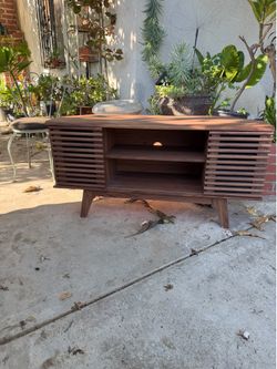 Mid Century Modern Tv stand