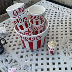 Popcorn Holders 