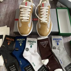 Sz 10 Men’s Comes With One Free Pair Of Socks 