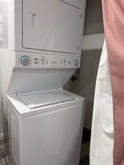 Frigidaire stackable (GAS)