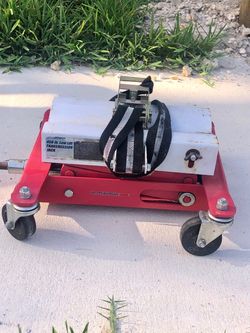 Car transmission jack