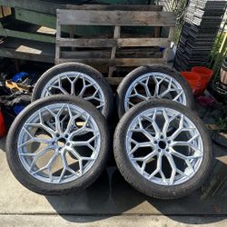 Lambo Rims 22’s