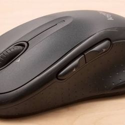 Logitech M510 Wireless Mouse, Mouse for Laptop and PC with USB Unifyin