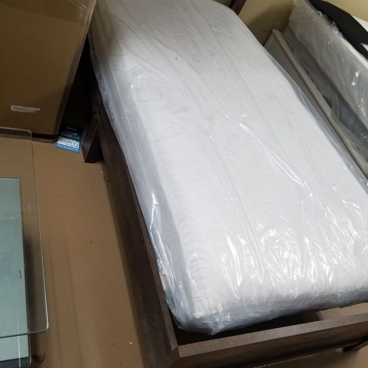 Twin MATTRESSES AT STORE