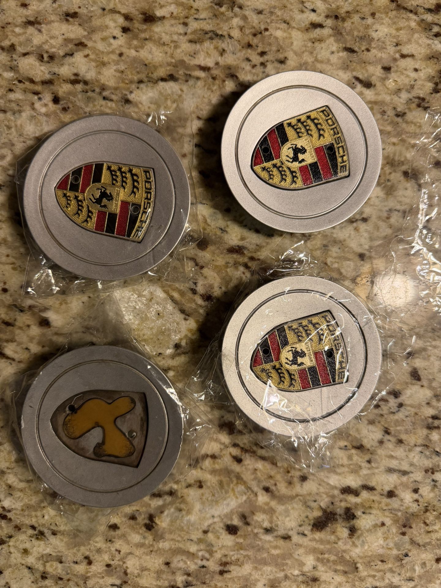 Porsche 4 Center Wheel Caps
