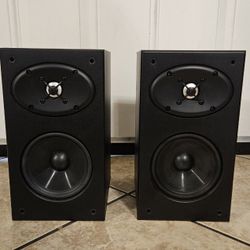 2 Speakers 