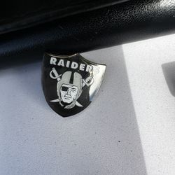 Raiders Metal Pins
