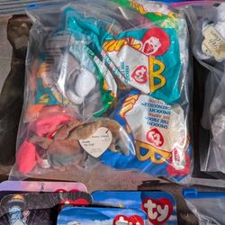 $80. 20Teddy bears All types