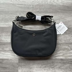 Lululemon City Essentials Small Shoulder Bag Black New With Tags 3L