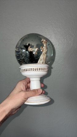 Halloween decor