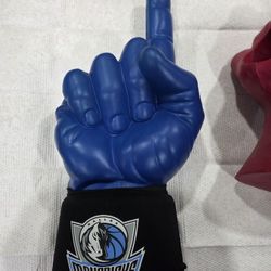Maverick Hand Foam Finger