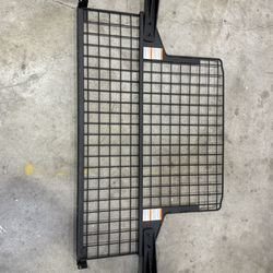 Subaru Cargo Separator