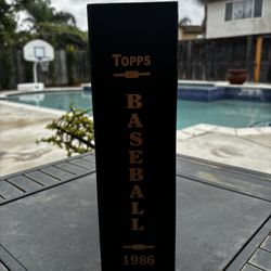 1986 Topps Baseball Complete Set in Rare MJ Roop Binder