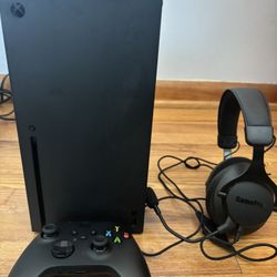 Xbox Series X LIKE NEW!!