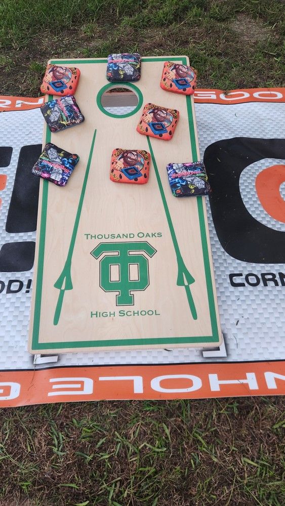 CORNHOLE BOARDS & BAGS SET THOUSAND OAKS HIGH SCHOOL CUSTOMIZED