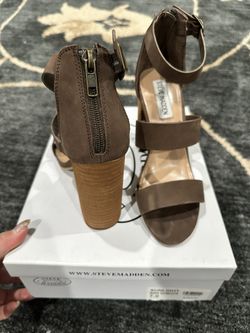 Steve Madden Sunlight BRN NUBUCK Heels