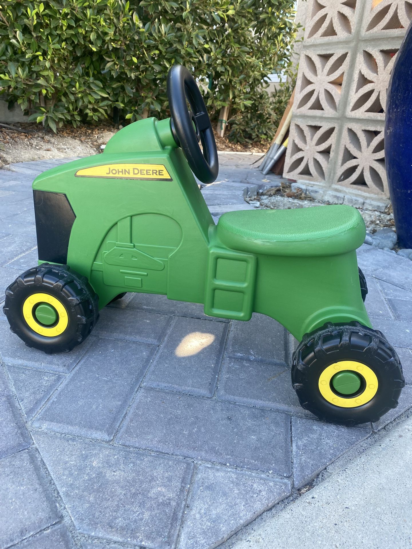 Kids Toddler  John Deere Ride On Scoot Tractor 