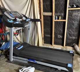 XTERRA Fitness Sport Series Premium Folding Treadmill